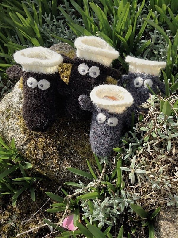 janice-anderson-wee-blackface-booties-patron-layette-0-12-mois image 3