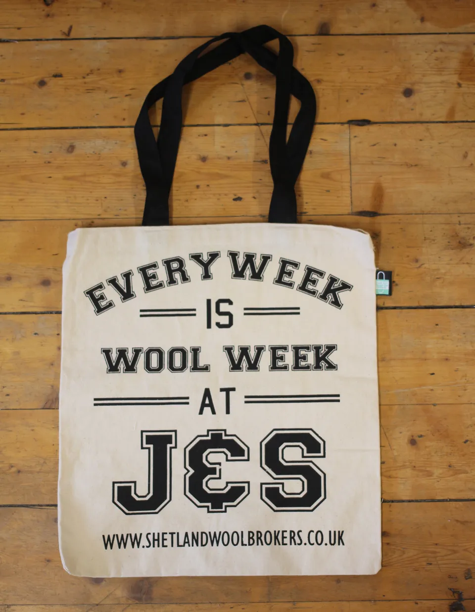 jamieson-smith-wool-week-sac-tricot-toile-42cm image 1