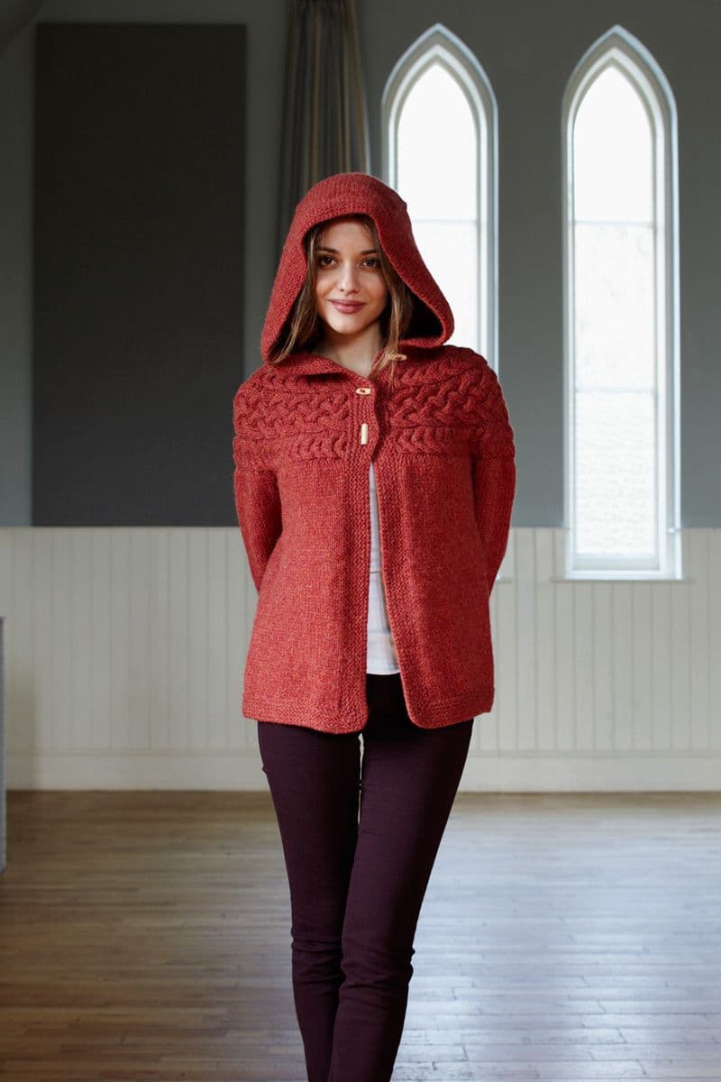 jamieson-s-cable-yoke-jacket-patron-veste-torsades-adulte image 1