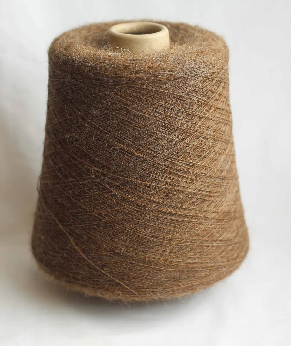 jamieson-smith-shetland-supreme-1ply-fil-dentelle-moorit-500g image 1