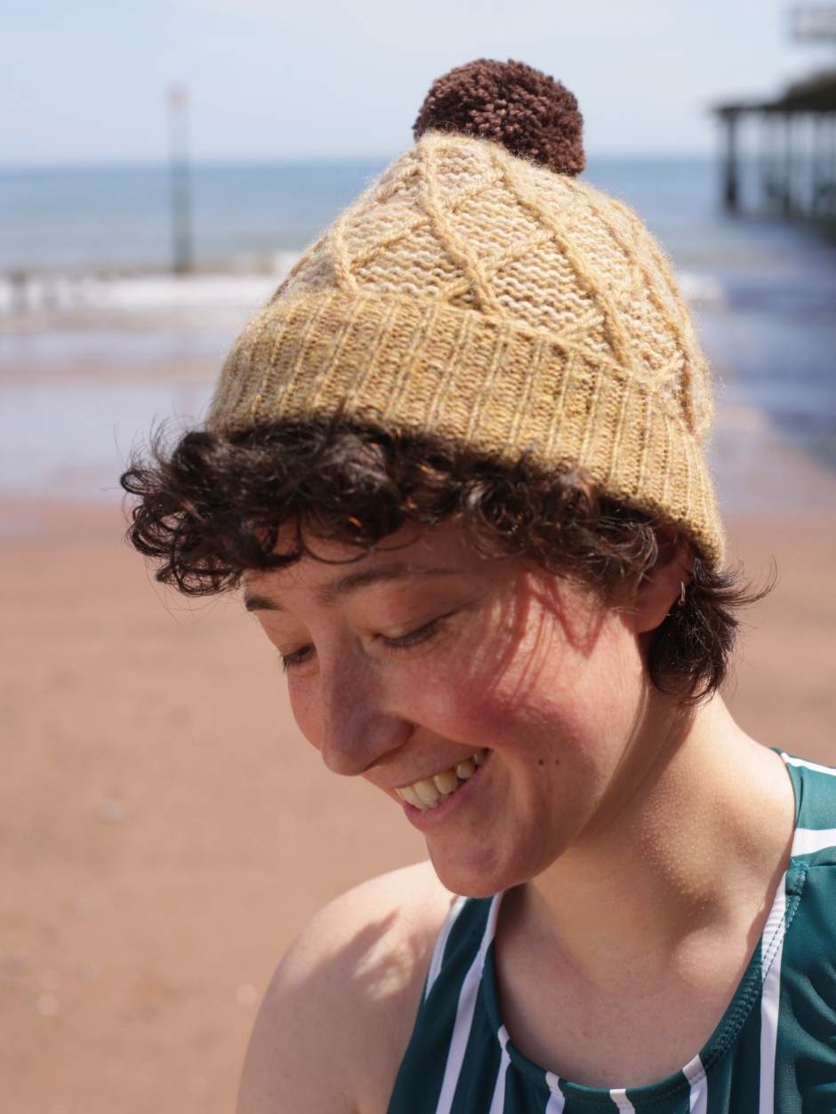 john-arbon-annual-five-woolacombe-waffle-kit-bonnet-pompon image 5