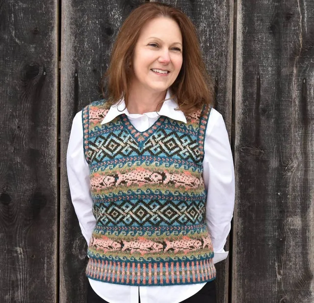 jamieson-s-salmon-coming-home-patron-gilet-janine-bajus image 1