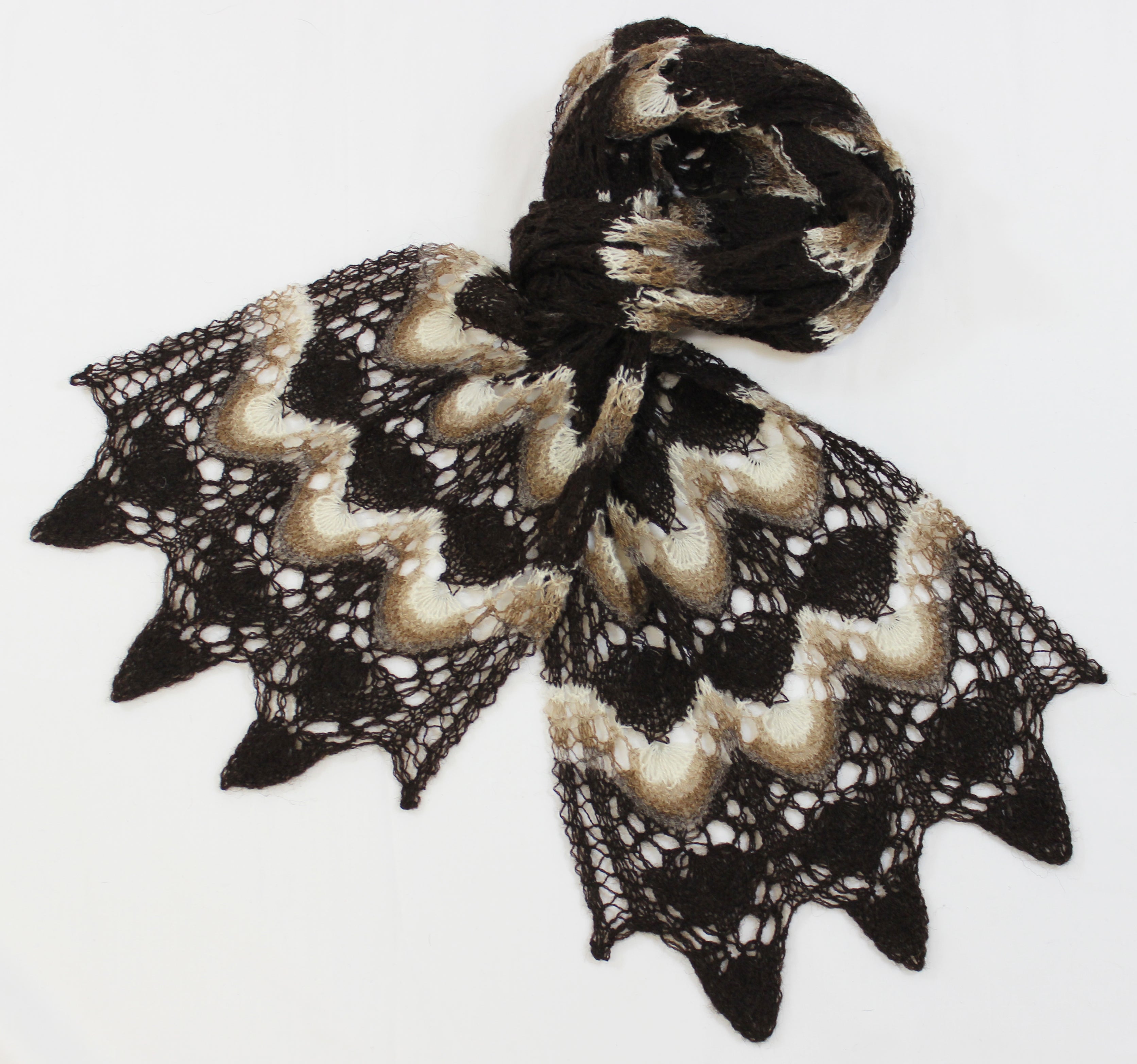 jamieson-smith-paper-patterns-cockleshell-scarf-patron-tricot-dentelle image 1