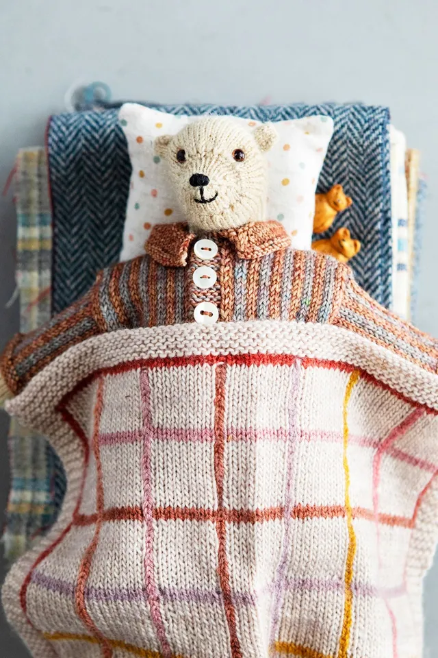 john-arbon-mouche-the-bear-kit-ours-dungas-copper-pjs-copper-grey image 1