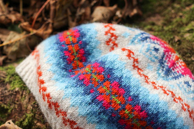 jamieson-smith-breiwick-beret-kit-tricot-bonnet-fair-isle image 2