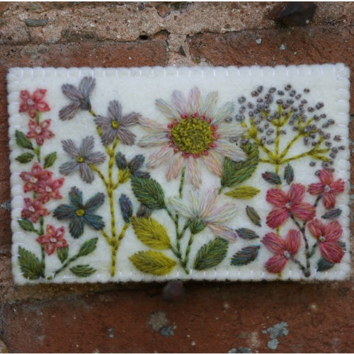 john-arbon-appledore-kit-broderie-sampler-12-couleurs image 7