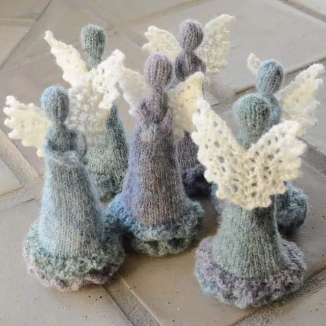 kastaniestrik-angels-patron-tricot-ange-de-no-l-spindrift image 1