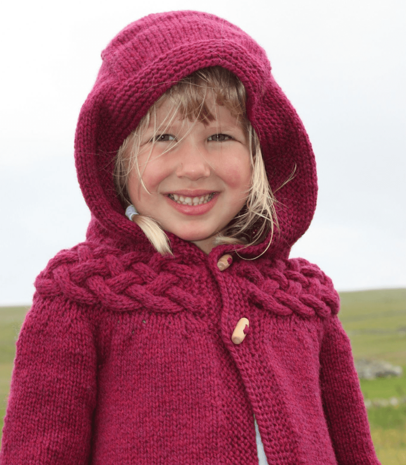 jamieson-s-cable-yoke-jacket-patron-tricot-enfant image 2