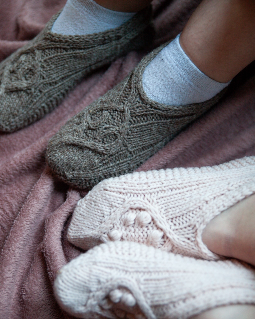 christallk-warm-me-up-slippers-patron-tricot-chaussons-pointure-xs-xxl image 8