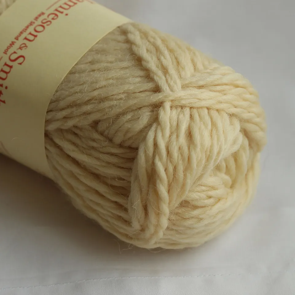 jamieson-smith-shetland-aran-worsted-fil-aran-blanc-flugga-50g image 1