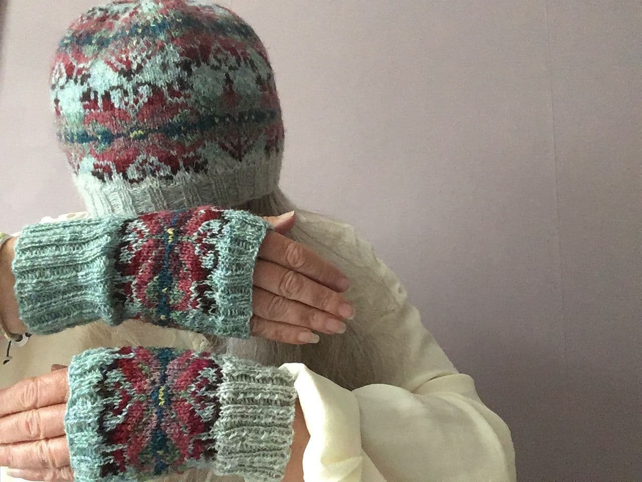 tracy-doxey-sea-urchin-mitts-patron-moufles-fair-isle-pdf image 2