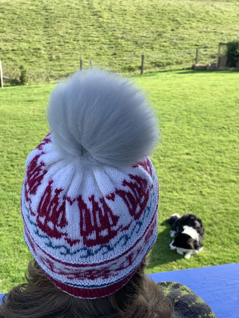 jamieson-s-books-sail-away-beanie-mandy-moore-patron-bonnet image 1