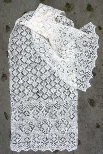 jamieson-smith-st-ninian-s-scarf-patron-tricot-dentelle image 1