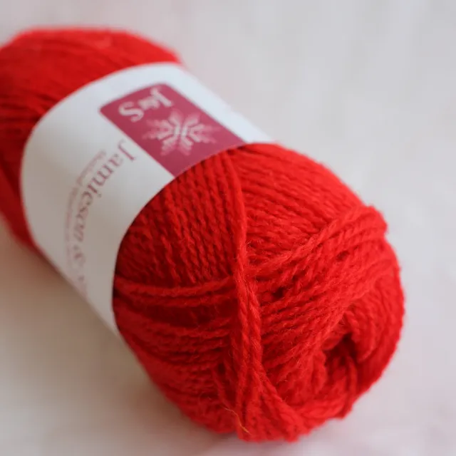jamieson-smith-2ply-jumper-weight-93-fil-laine-rouge-vif-25g image 1