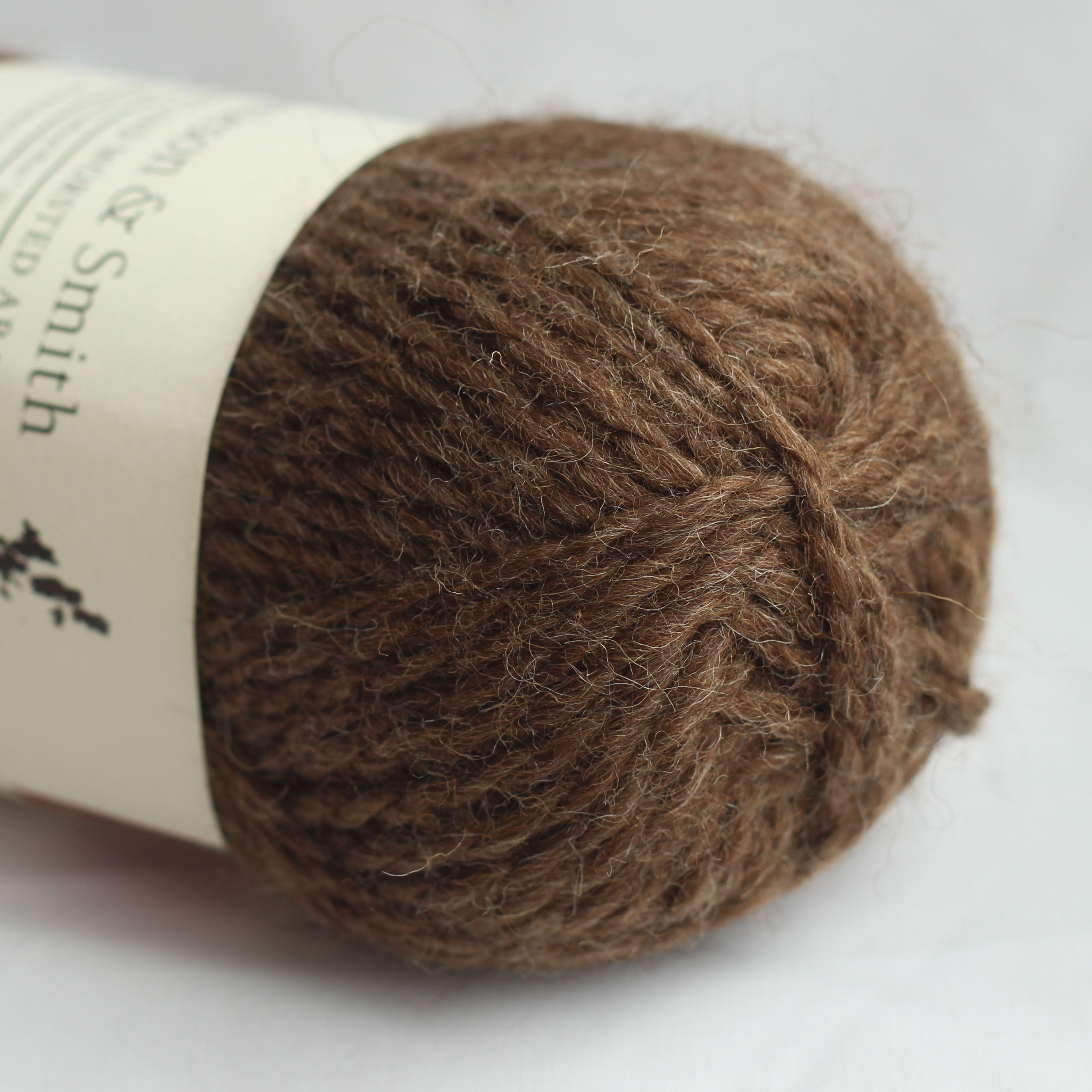 jamieson-smith-shetland-aran-worsted-fil-aran-moorit-50g image 1
