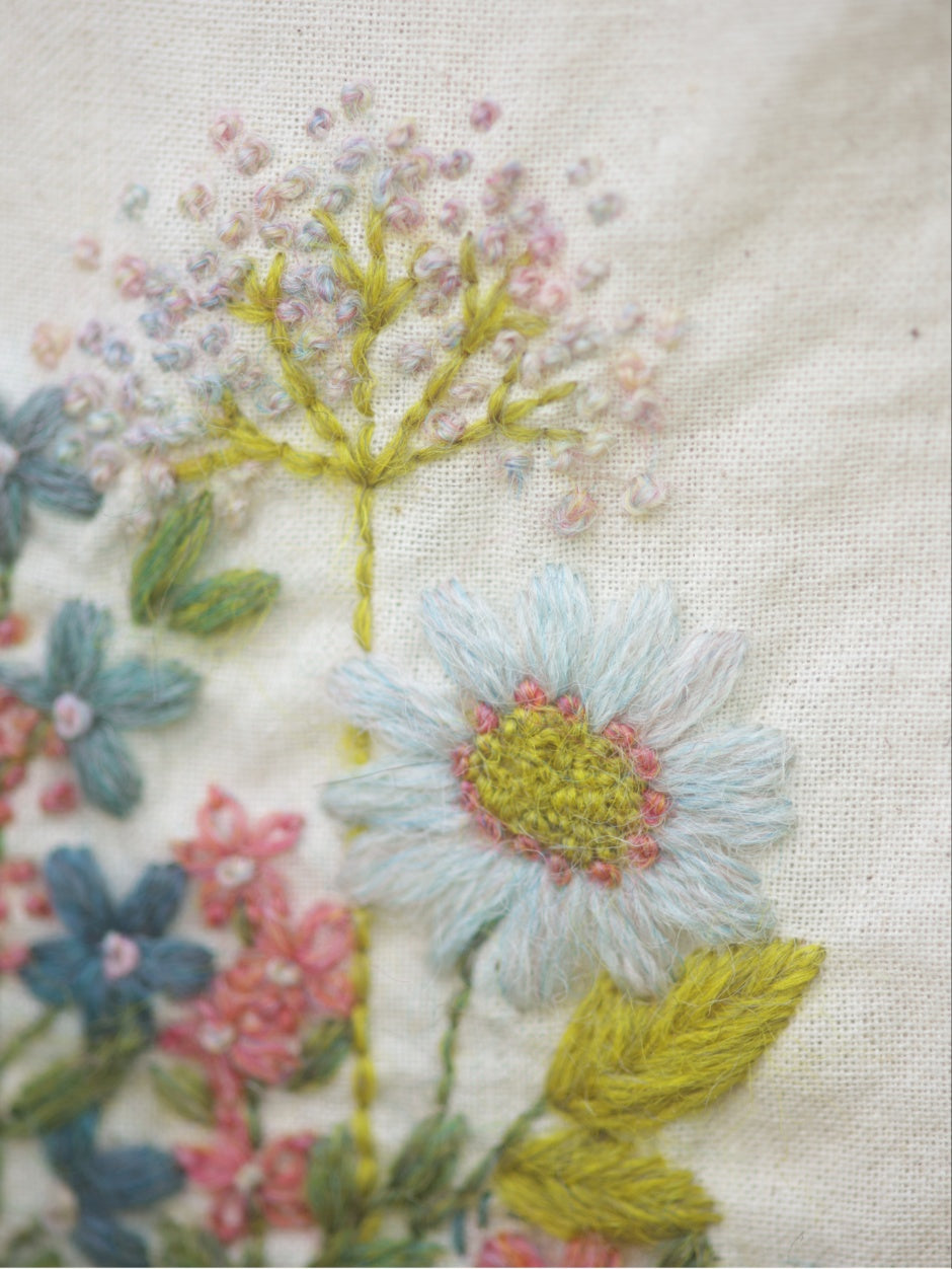 john-arbon-appledore-kit-broderie-sampler-12-couleurs image 5