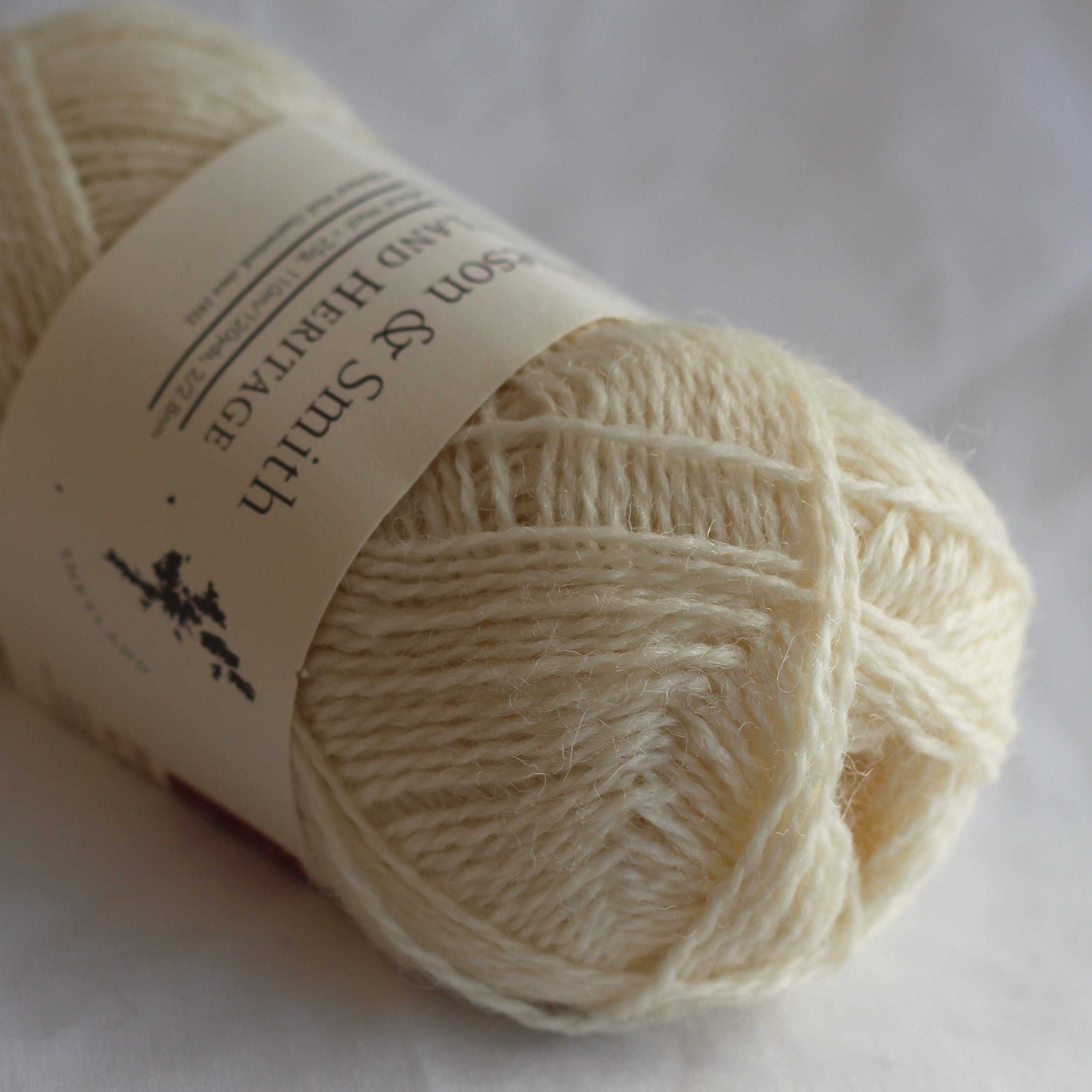 jamieson-smith-shetland-heritage-fil-blanc-naturel-25g image 1