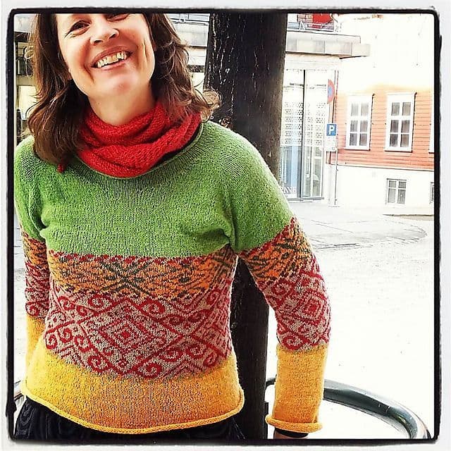 jamieson-s-saco-otavalo-patron-tricot-pull-jacquard-top-down image 1