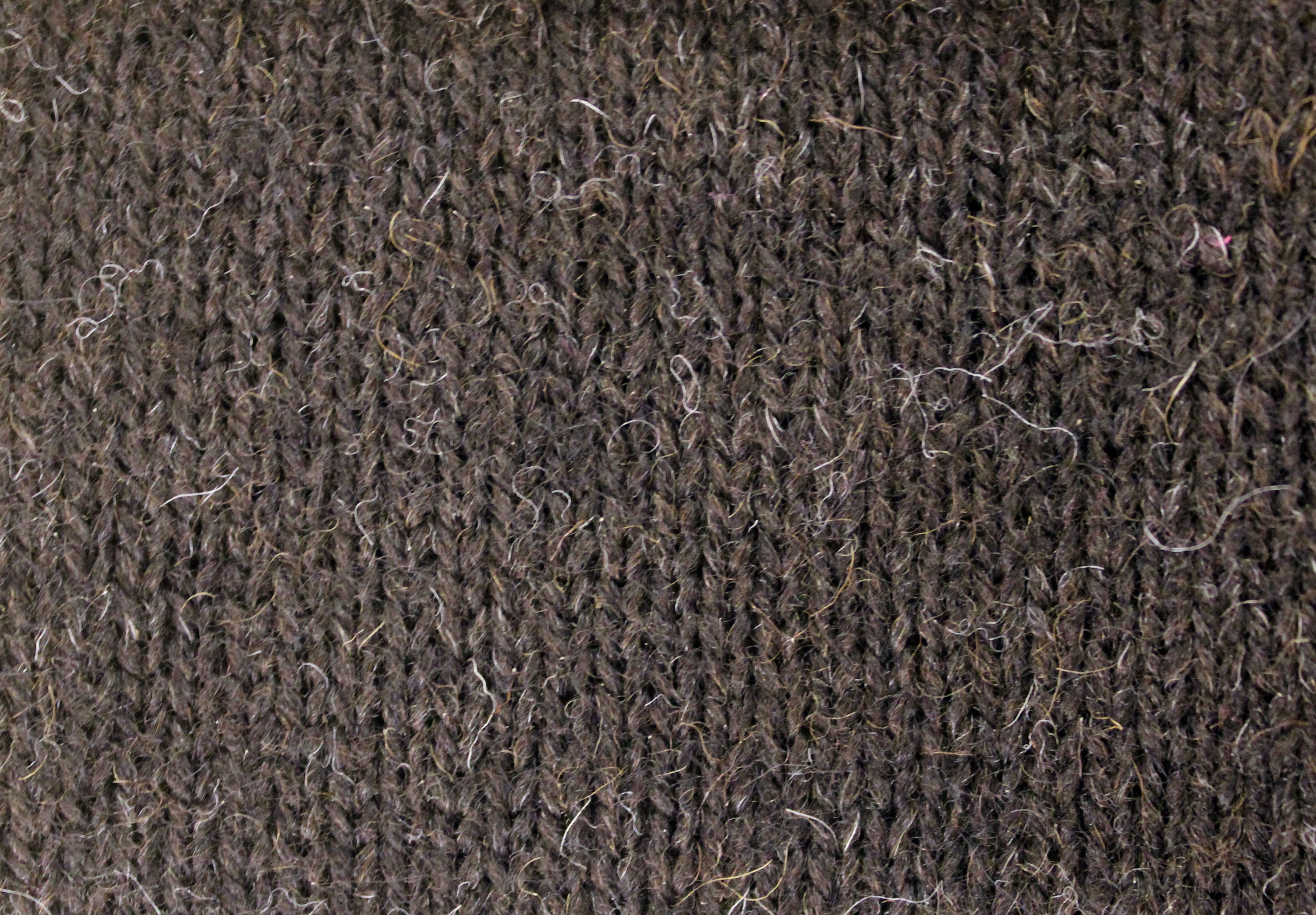 jamieson-smith-shetland-heritage-laine-noire-500g image 3