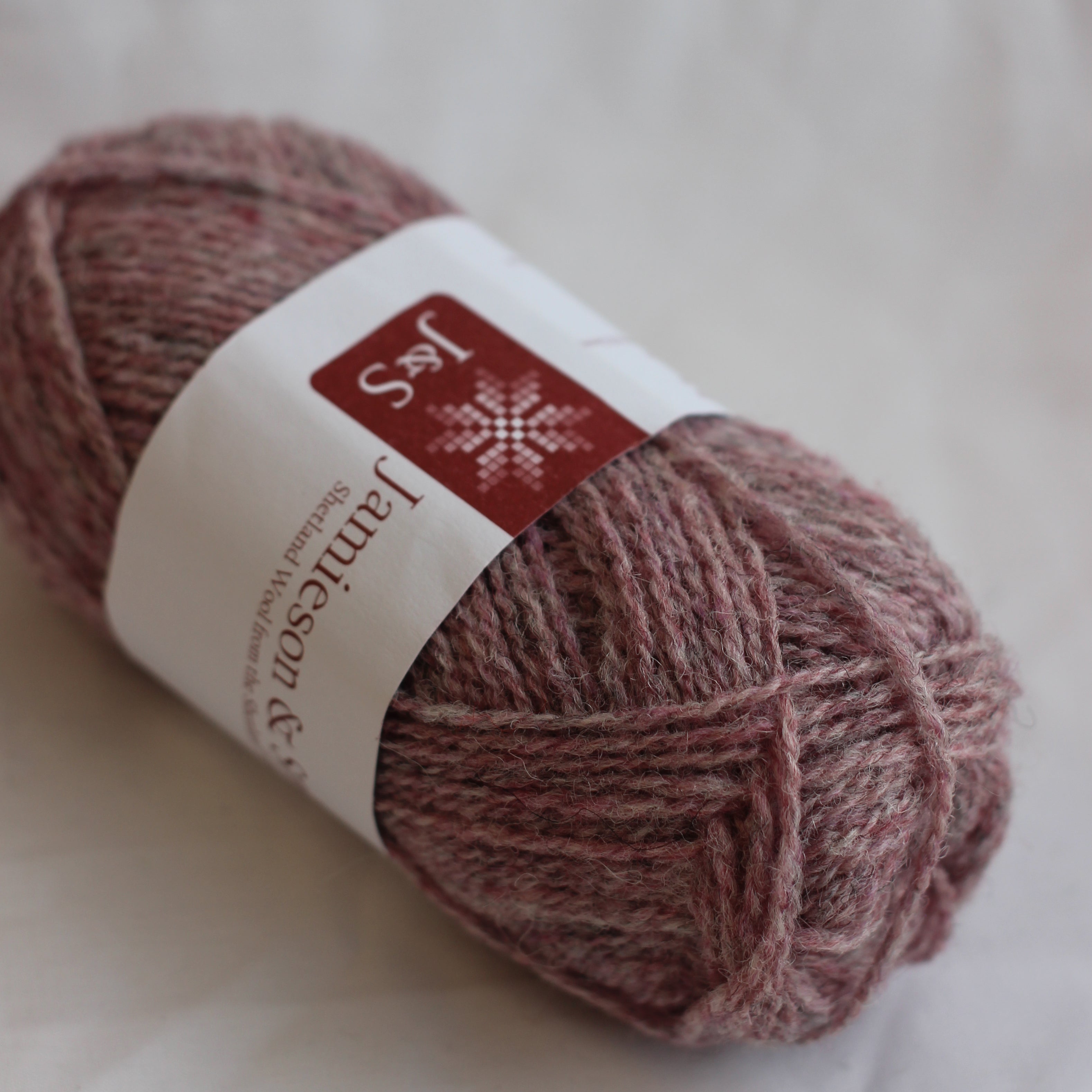 jamieson-smith-2ply-pelote-fc50-rose-violet-clair image 1