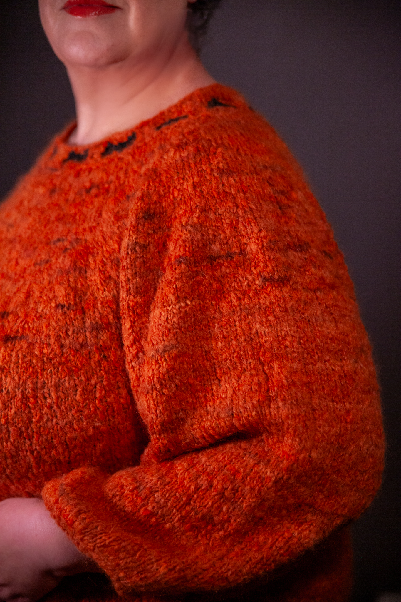 christallk-sfumato-patron-pull-suri-n-uds-worsted image 3