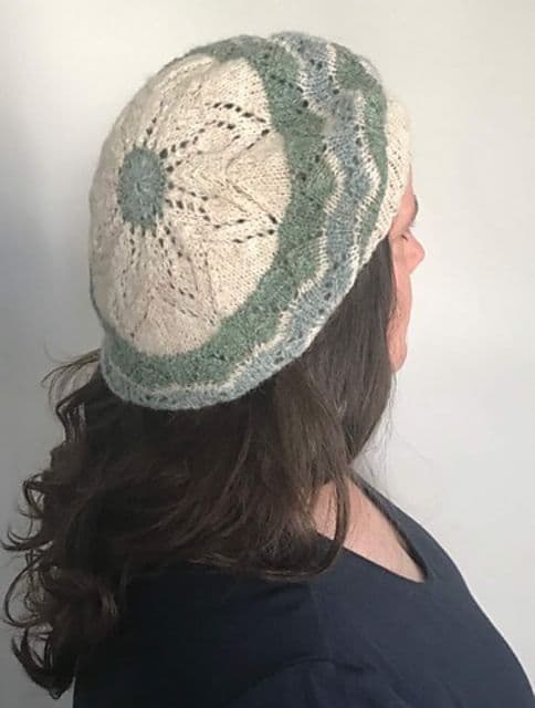 jamieson-s-daalamist-lace-hat-wilma-malcolmson-patron-bonnet-dentelle image 2