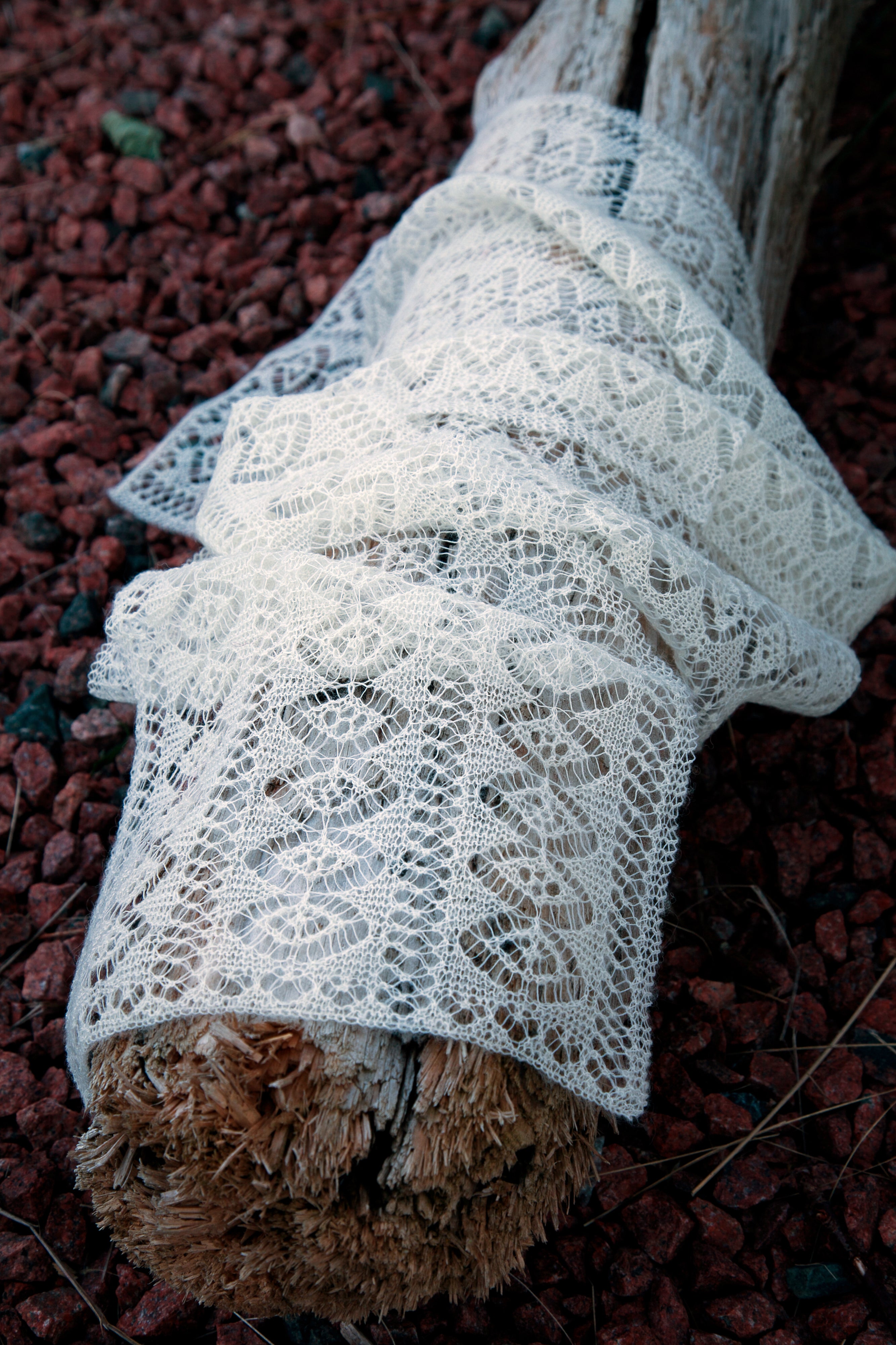 jamieson-smith-dunella-patron-tricot-charpe-dentelle-blanche image 1