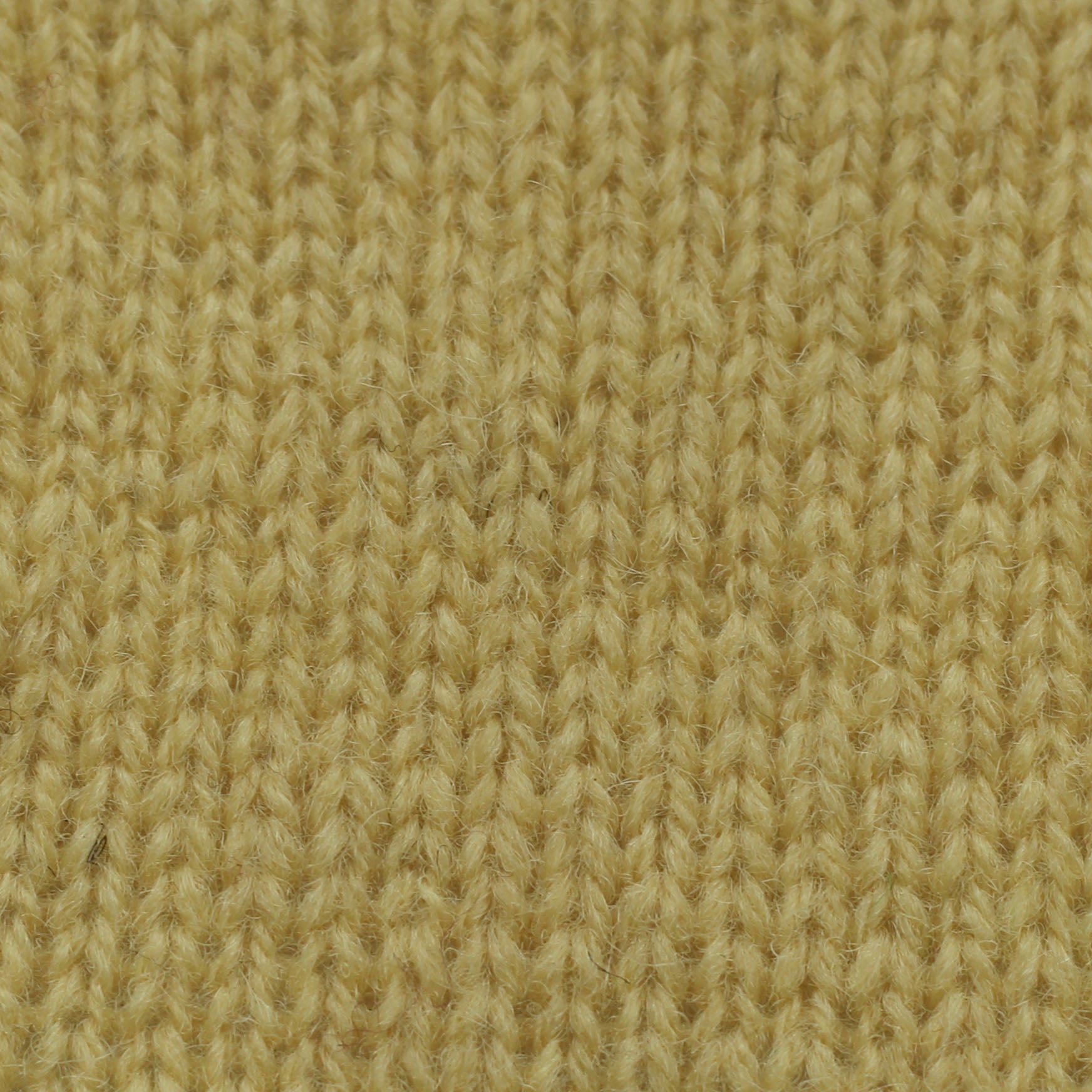 jamieson-smith-2ply-jumper-weight-066-c-ne-laine-500g-shetland image 1