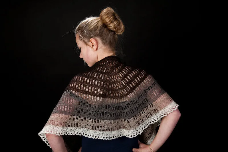 jamieson-smith-paper-patterns-patron-tricot-ch-le-shetland-crescent image 1