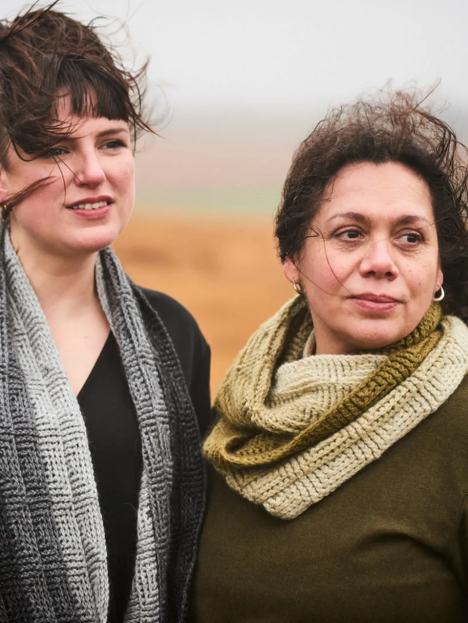 john-arbon-annual-broad-oak-hill-cowl-kit-snood-olive-gradient image 1