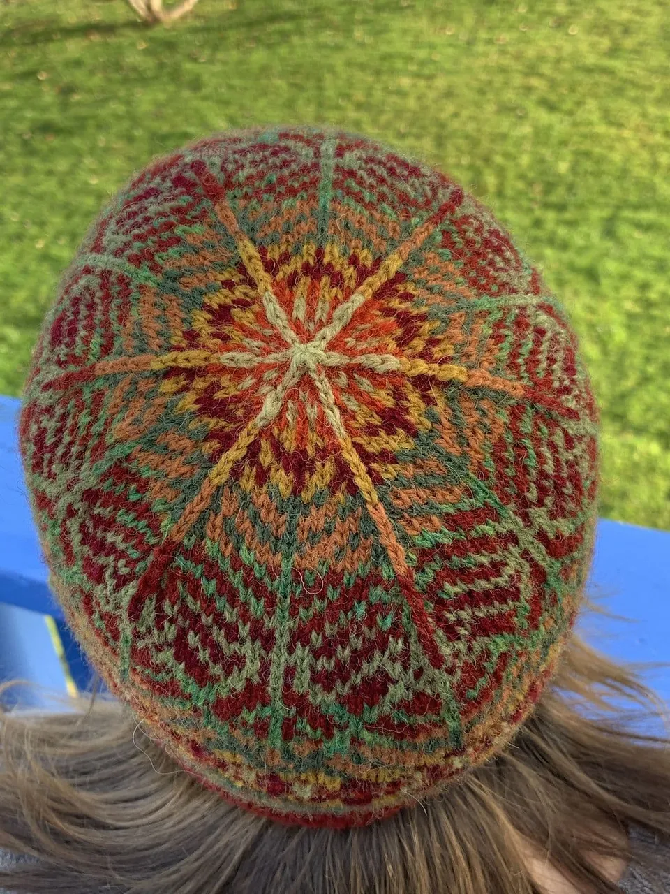 jamieson-s-autumnsong-beanie-mandy-moore-patron-bonnet image 1