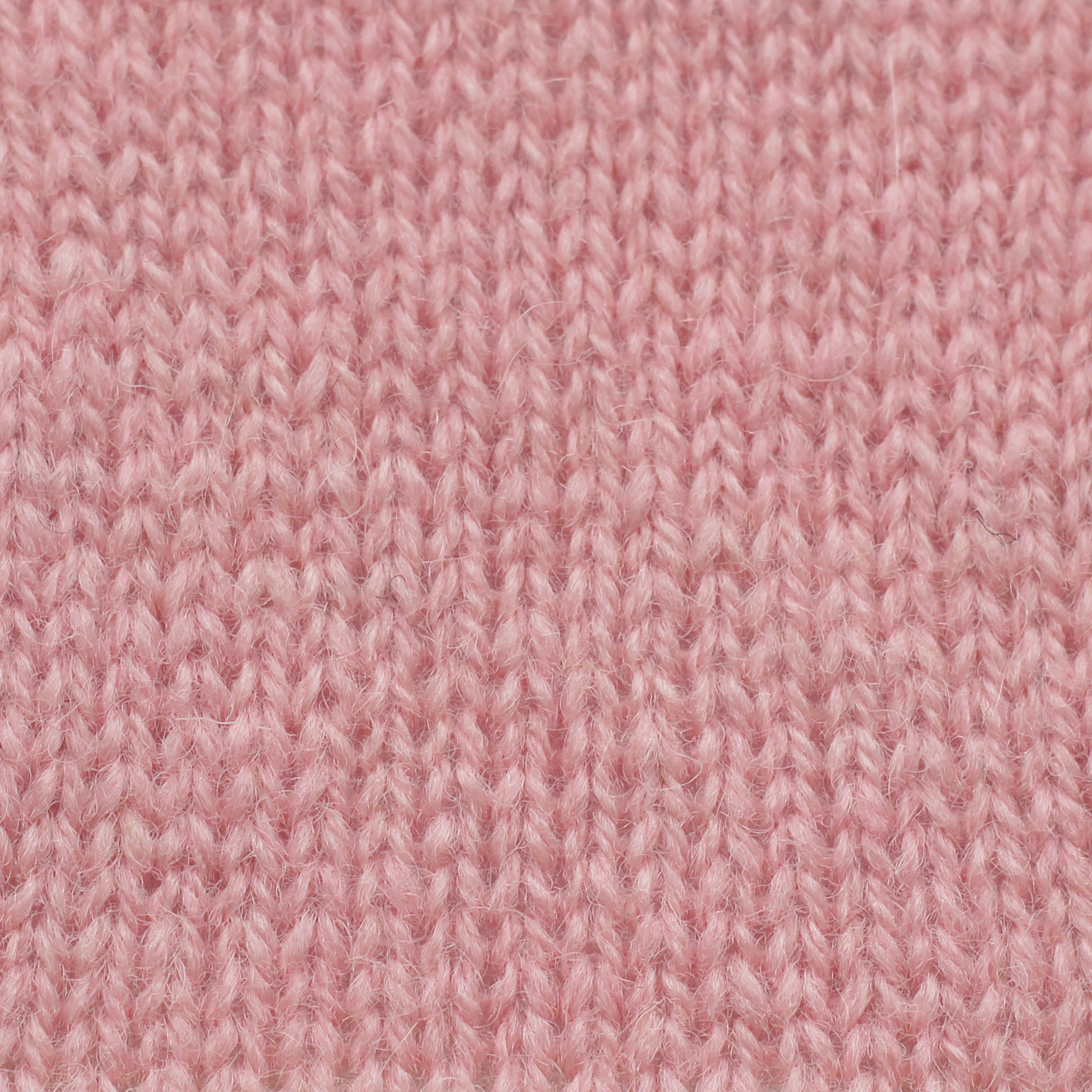 jamieson-smith-2ply-jumper-weight-095-laine-c-ne-500g-shetland image 1