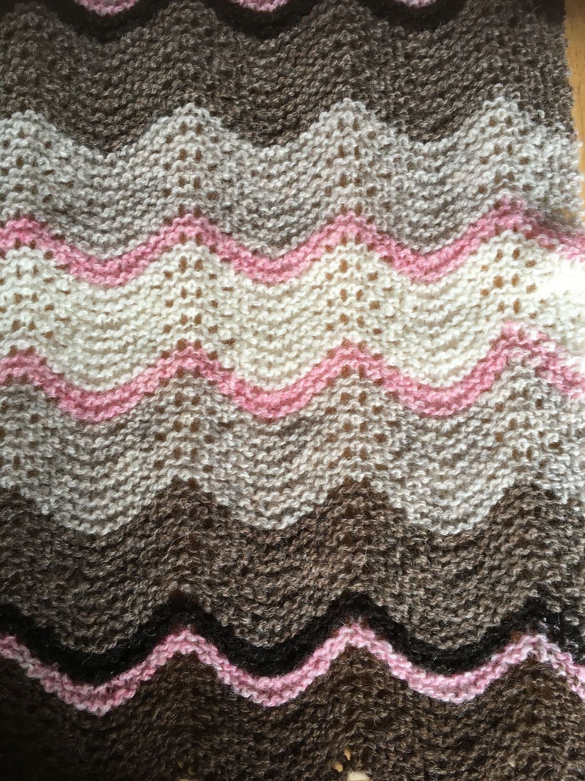 jamieson-s-auld-shell-scarf-alison-rendall-patron-charpe-dentelle image 3