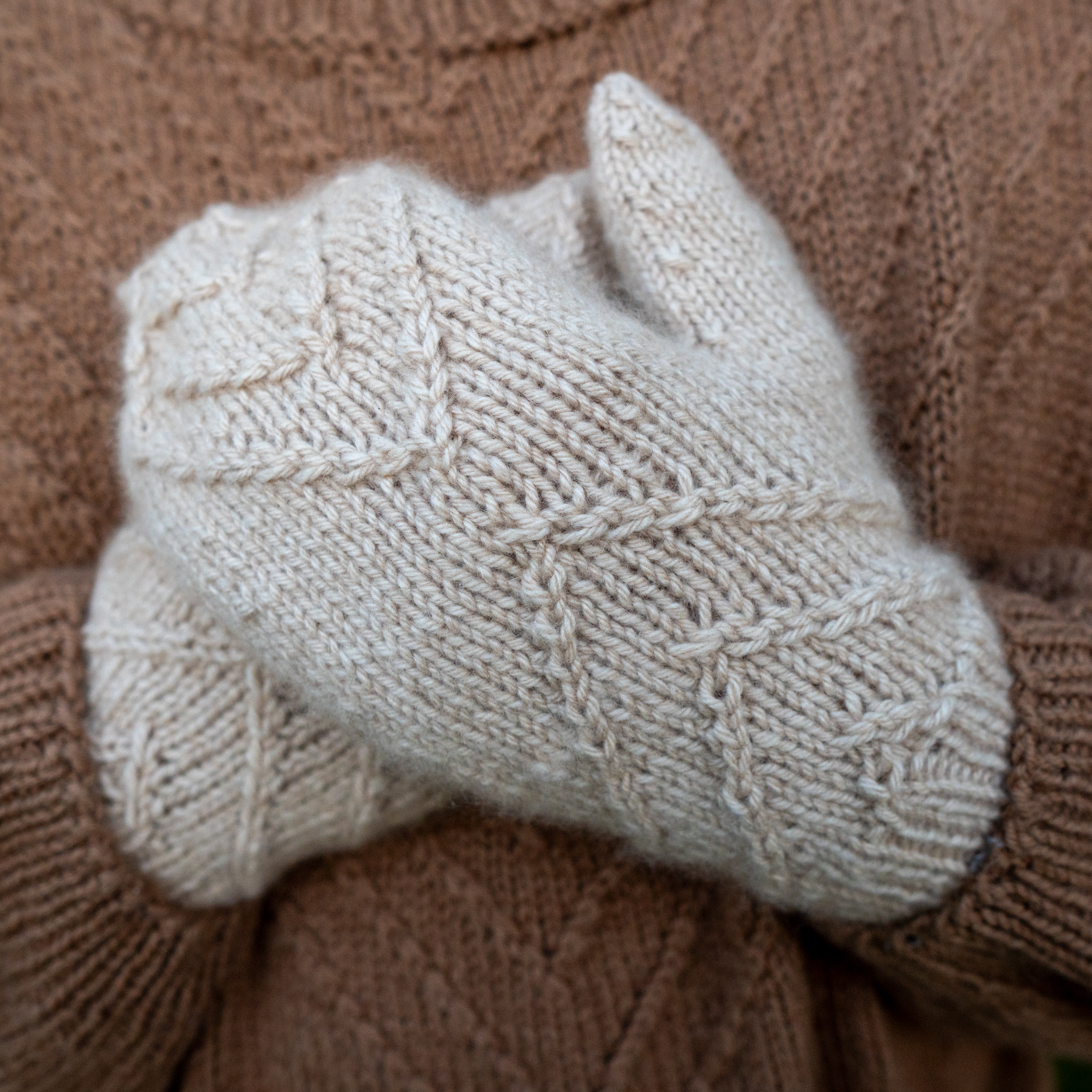 christallk-joshan-mitts-patron-moufles-cachemire-dk image 8