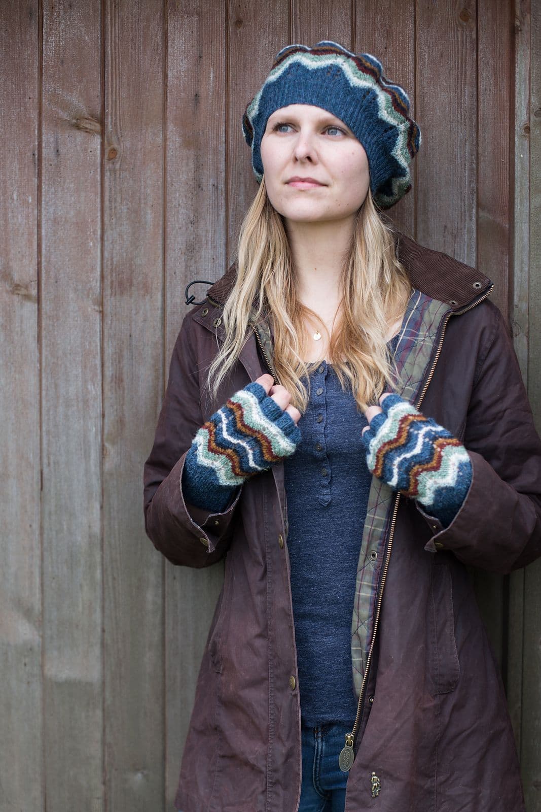 atlantic-lace-hat-fingerless-gloves-wilma-malcolmson-patron image 2