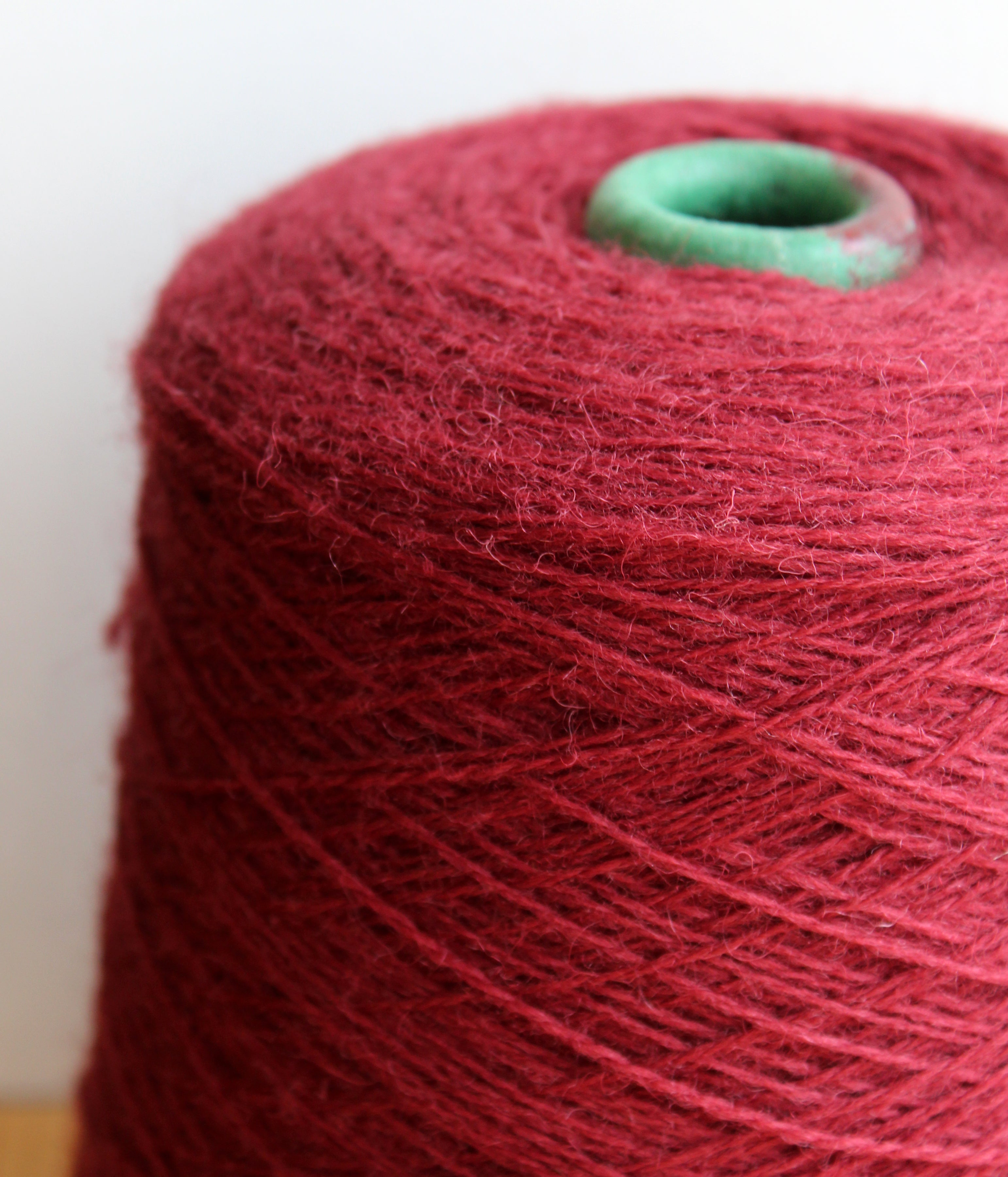 jamieson-smith-shetland-heritage-c-ne-500g-bordeaux image 2