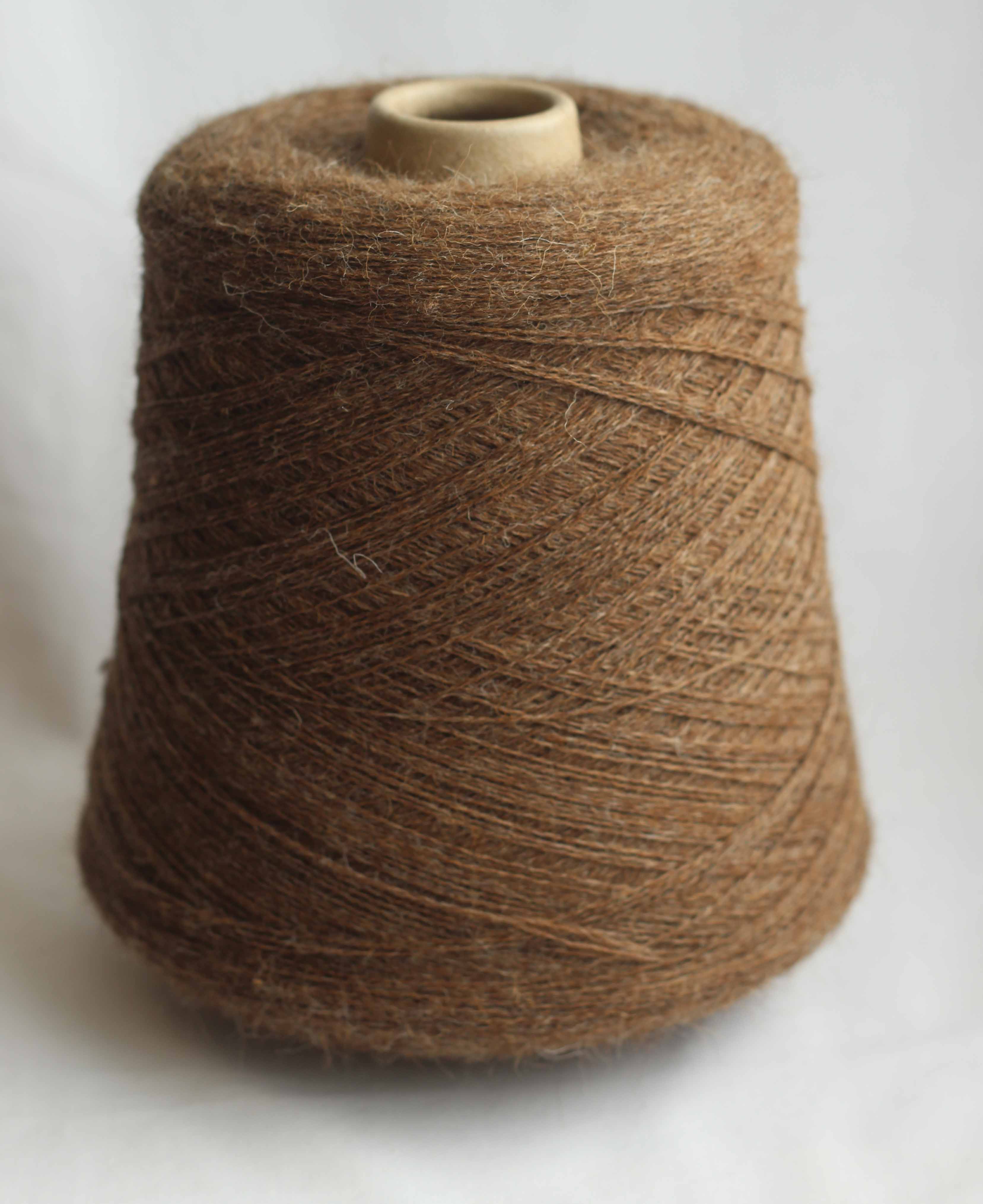 jamieson-smith-shetland-supreme-c-ne-dentelle-moorit image 1
