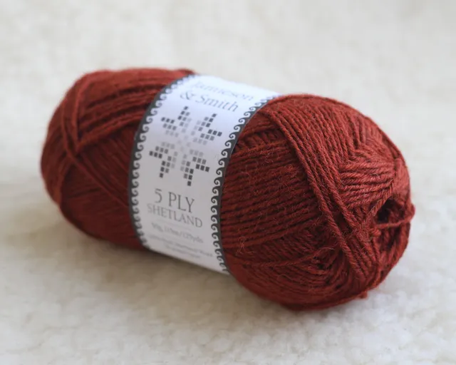 jamieson-smith-5ply-shetland-pelote-rust-twilight-50g image 1