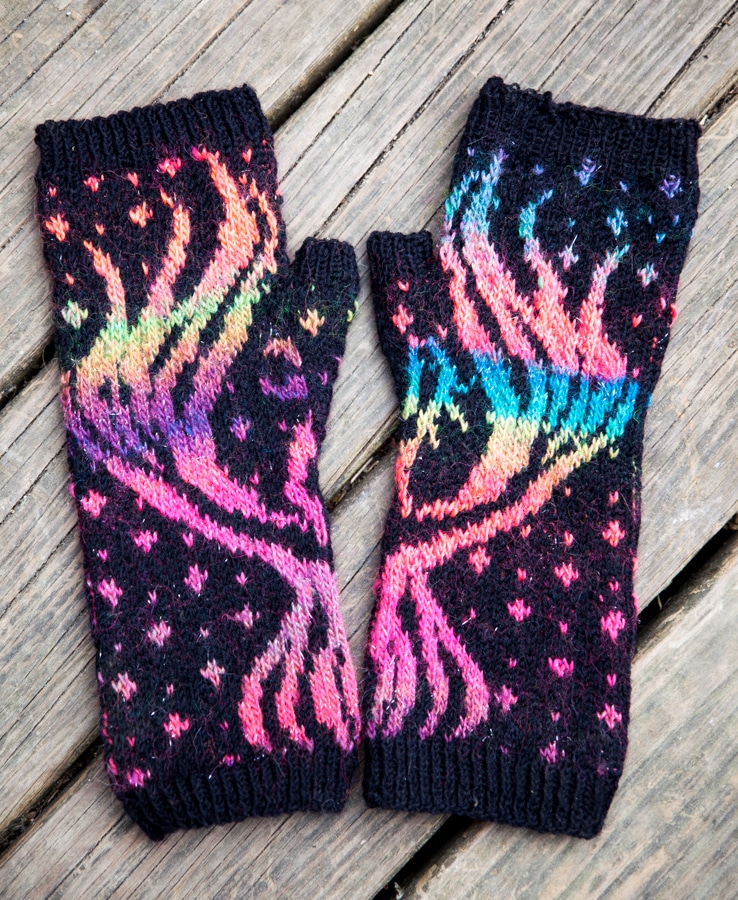 christallk-modeles-the-phoenix-patron-mitaines-jacquard-m image 3