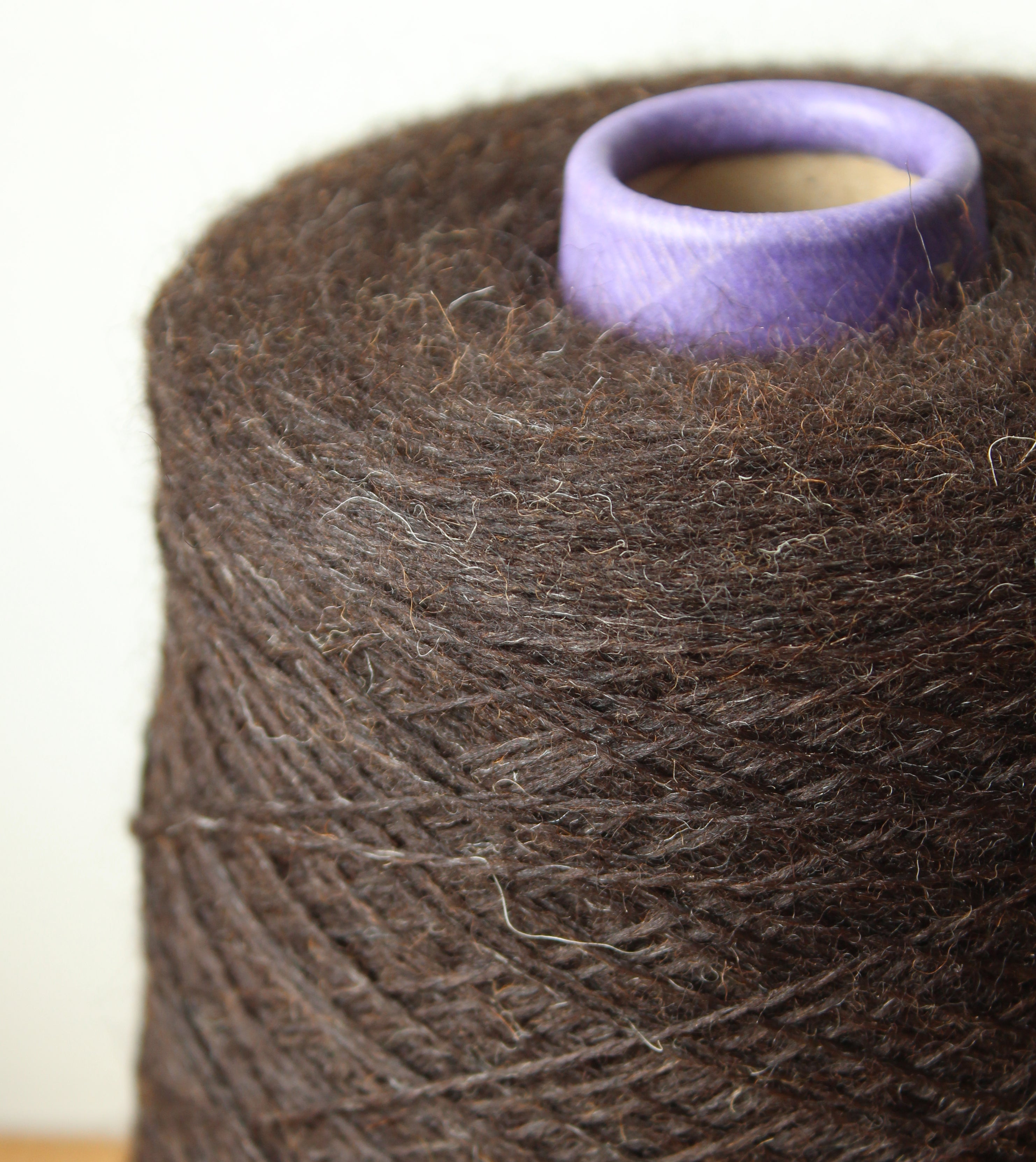 jamieson-smith-shetland-heritage-laine-noire-500g image 2