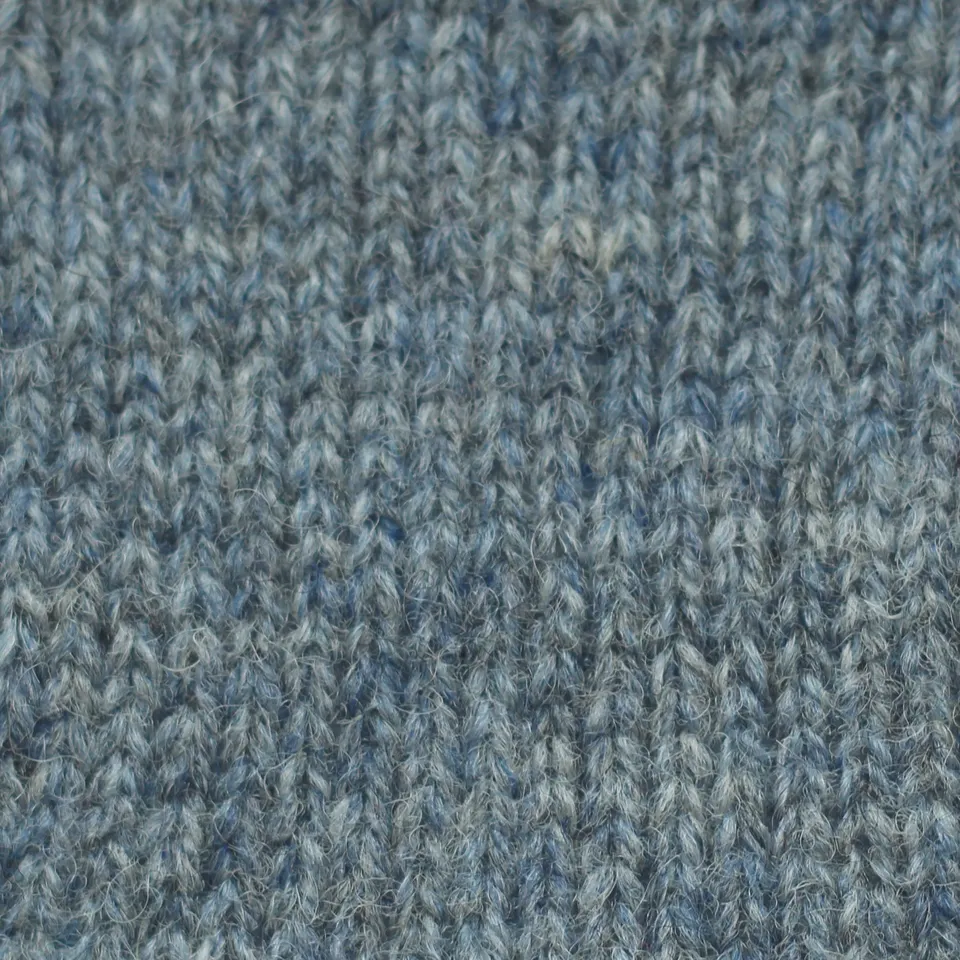 jamieson-smith-2ply-jumper-weight-fc61-c-ne-laine-shetland-500g image 1