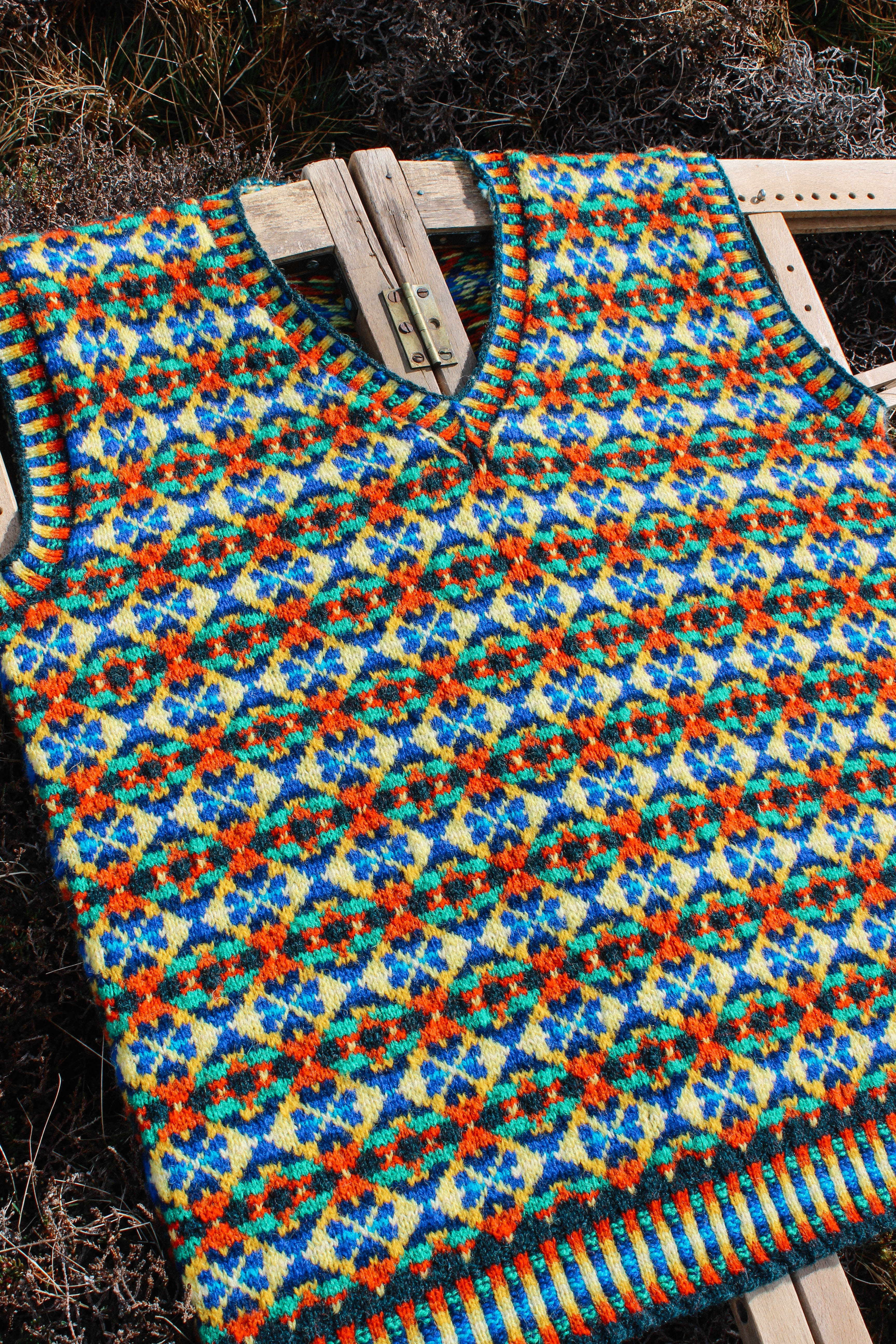 jamieson-smith-joseph-slipover-patron-tricot-papier-fair-isle image 1