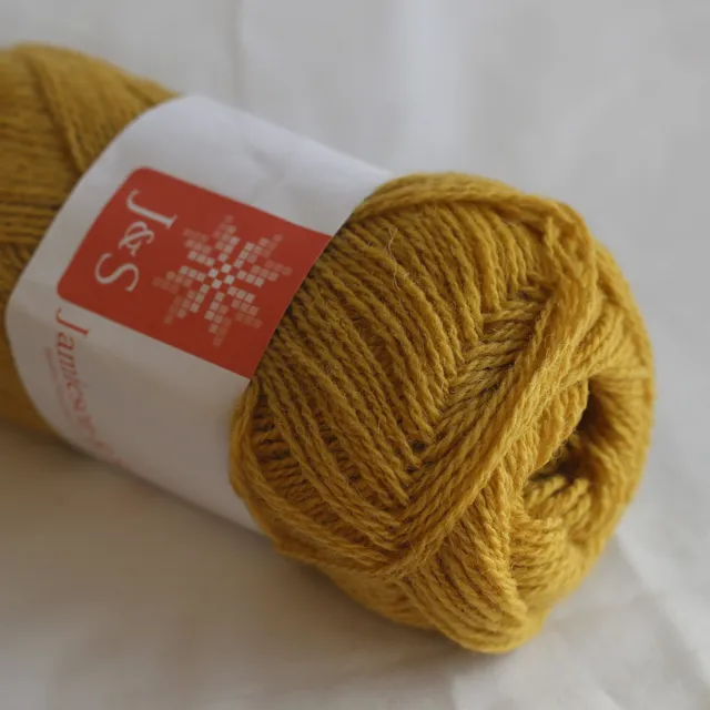 jamieson-smith-2ply-lace-weight-fil-dentelle-l28-25g image 1
