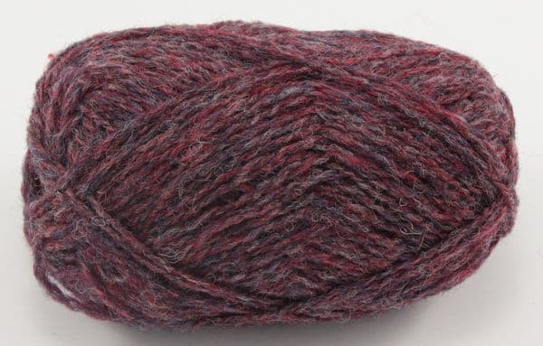 jamieson-s-of-shetland-double-knitting-155-bramble-laine-dk-25g image 2