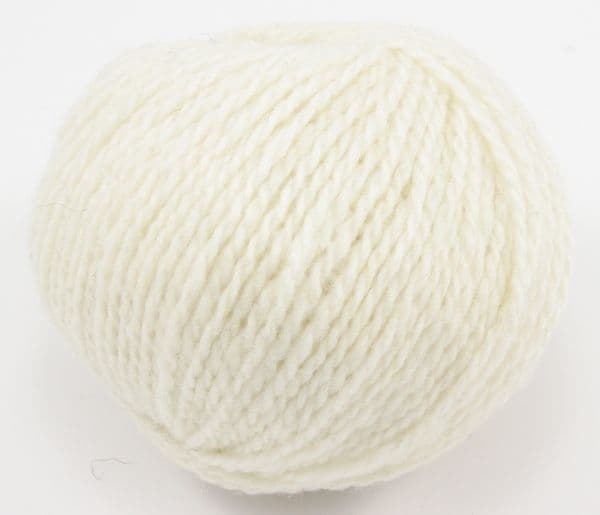 jamieson-s-marl-chunky-104-natural-white-laine-100g-bulky image 2