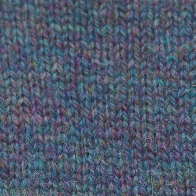 jamieson-smith-2ply-jumper-weight-366-c-ne-laine-500g image 1
