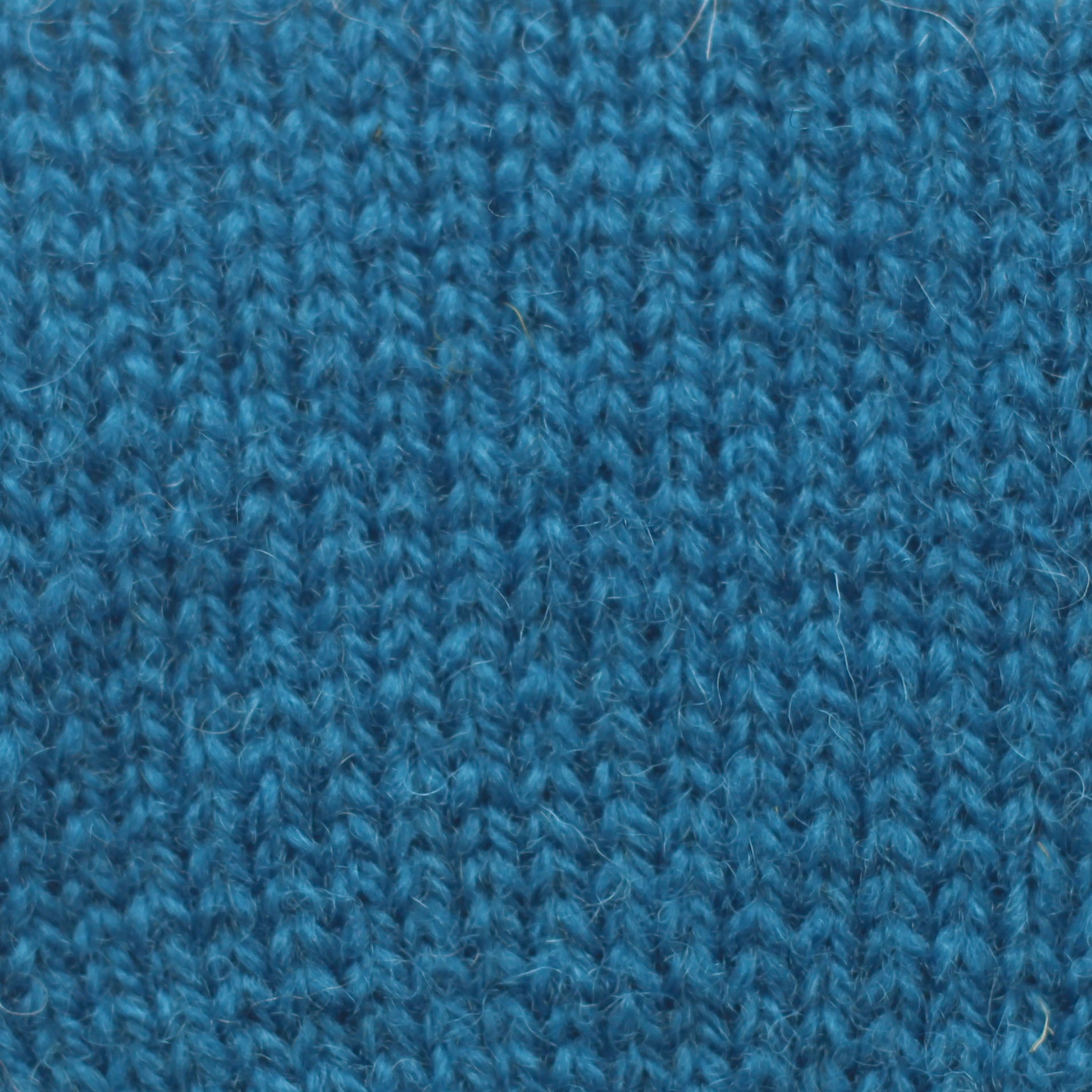 jamieson-smith-2ply-jumper-weight-c-ne-500g-142-fair-isle image 1