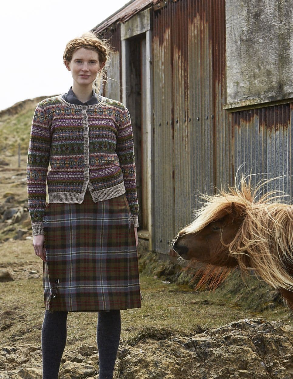 jamieson-s-of-shetland-unst-patron-cardigan-jacquard image 3