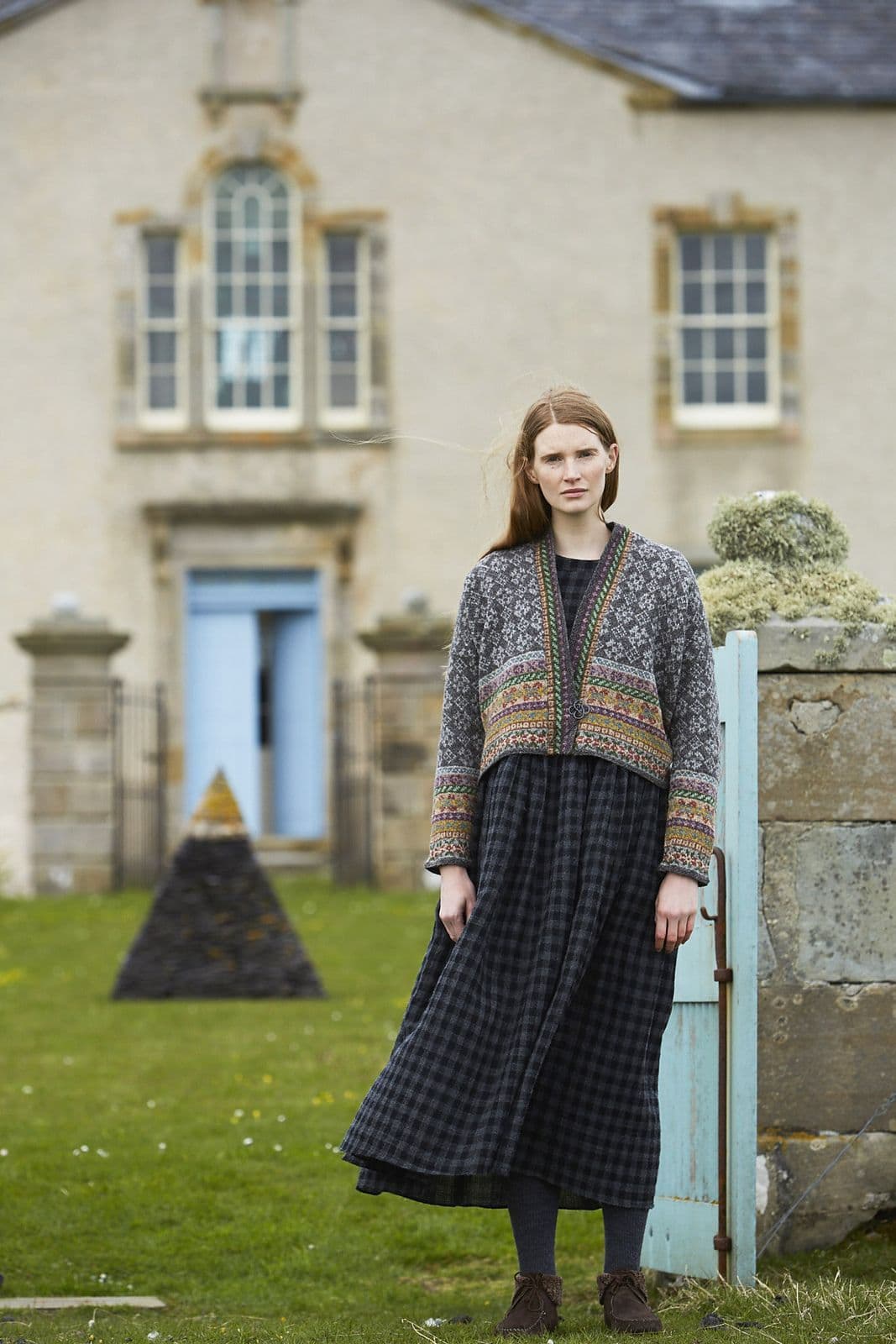 jamieson-s-yell-marie-wallin-patron-cardigan-jacquard image 2