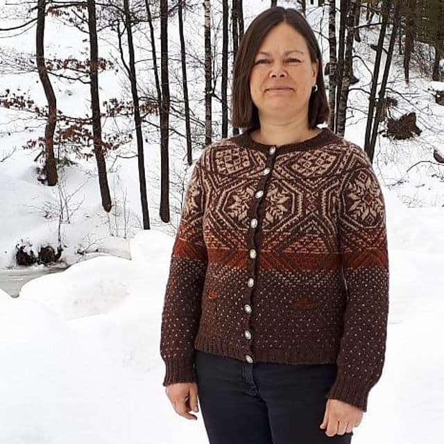 jamieson-s-svetlanas-kofte-patron-cardigan-tori-seierstad image 2